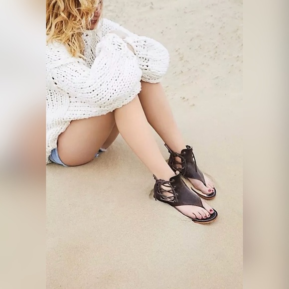 Free People Baske California Nomad thong Sandal - Picture 2 of 8